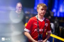 开云体育官网-波兰国家队逆转战胜瑞典，顺利晋级欧国联半决赛的简单介绍