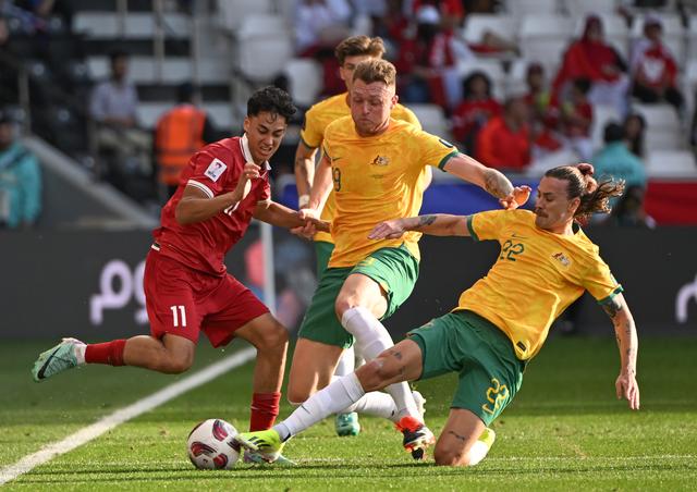 足球比赛中,意大利战胜澳大利亚队 足球比赛中,意大利战胜澳大利亚队