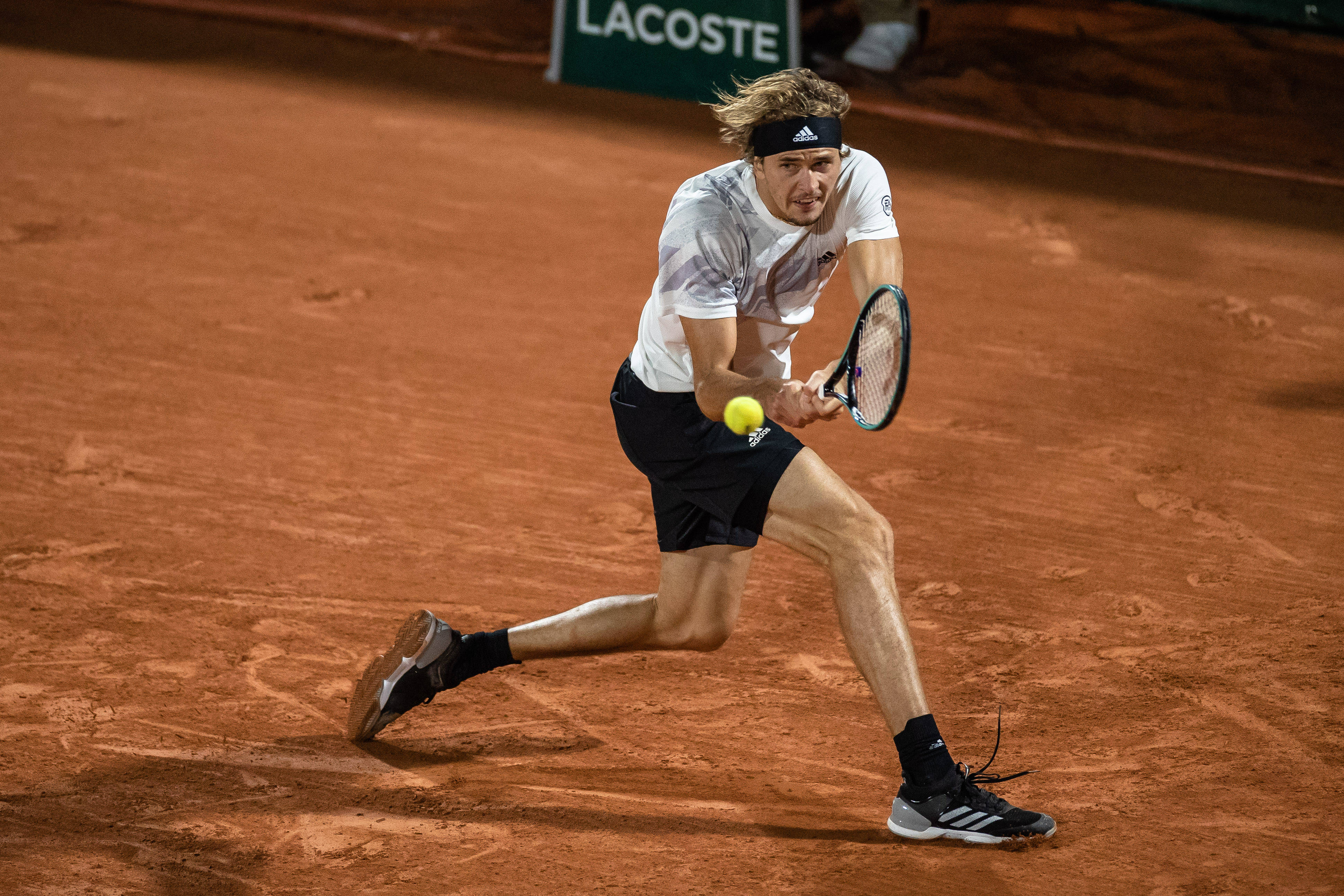 关于德国网球队轻取澳大利亚网球队,兹维列夫高光表现的信息 关于德国网球队轻取澳大利亚网球队,兹维列夫高光表现的信息