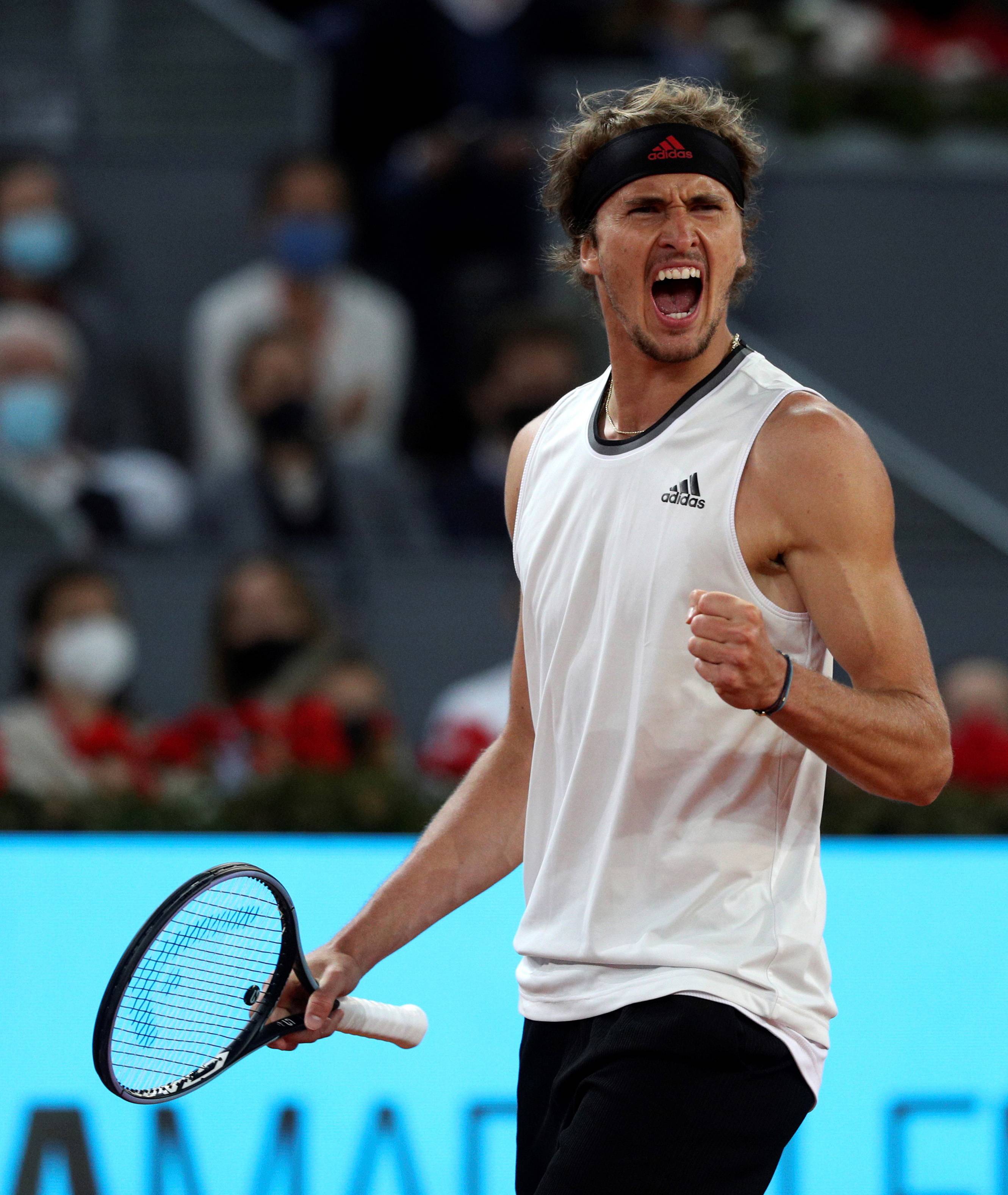 关于德国网球队轻取澳大利亚网球队,兹维列夫高光表现的信息 关于德国网球队轻取澳大利亚网球队,兹维列夫高光表现的信息